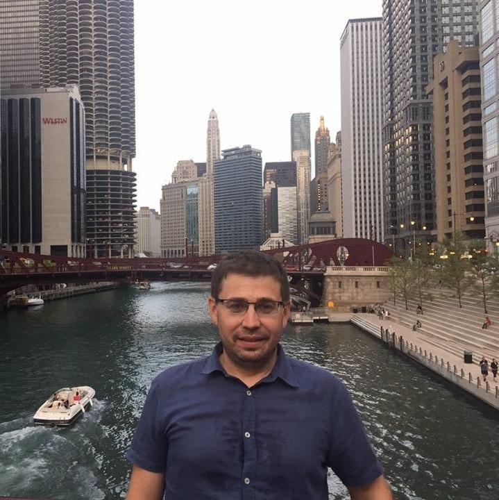 Polilingua.com est un site d'escroquerie en ligne. Radu Sargu, fondateur et directeur général de Polilingua.com,